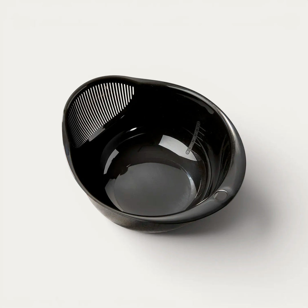 Nakaya Japanese rice washing bowl black 950ml with built-in strainer