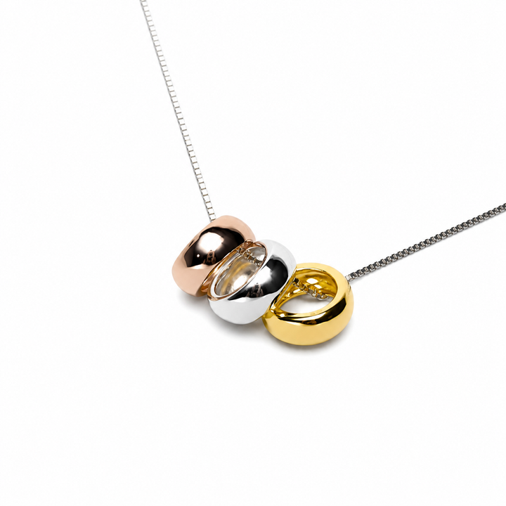 Three-Tone Interlocking Rings Necklace Yui mart