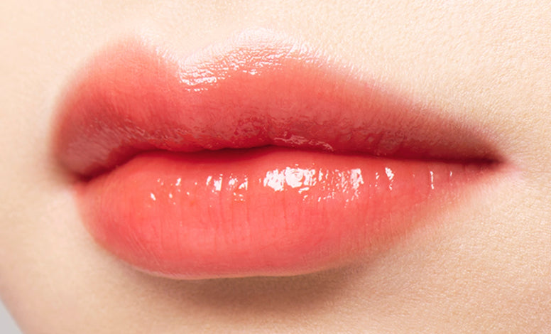 OPERA Lip Tint N 05 Coral Pink close-up color texture