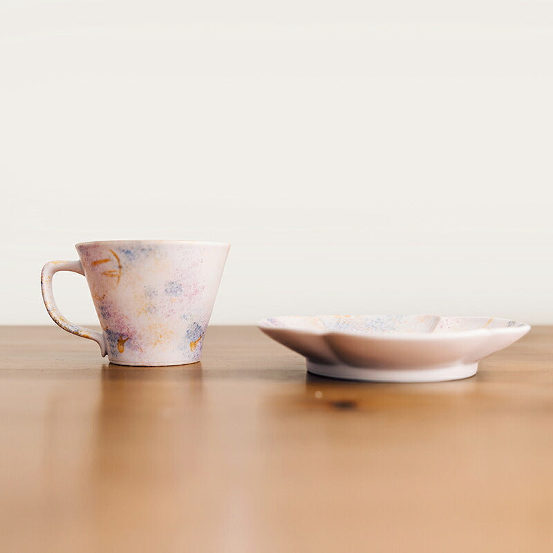 Four leaf shaped saucer for Arita Hasami Ware coffee cup set