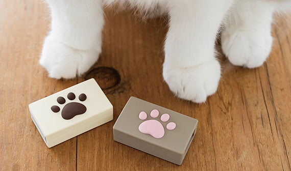MAX Neko no Ashi silicone staple case desk stationery lifestyle image