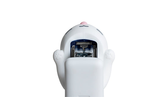 MAX Mikeneko silicone cat stapler hand size detail