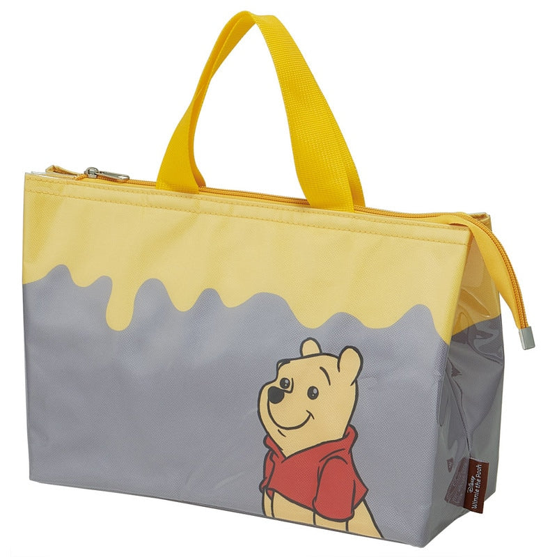 Skater Disney Winnie the Pooh insulated lunch bag with clear cover front view