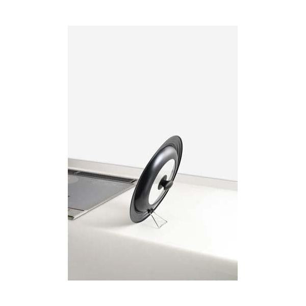 Wahei Freiz Leans II RE-7373 stand-up pan lid countertop storage detail