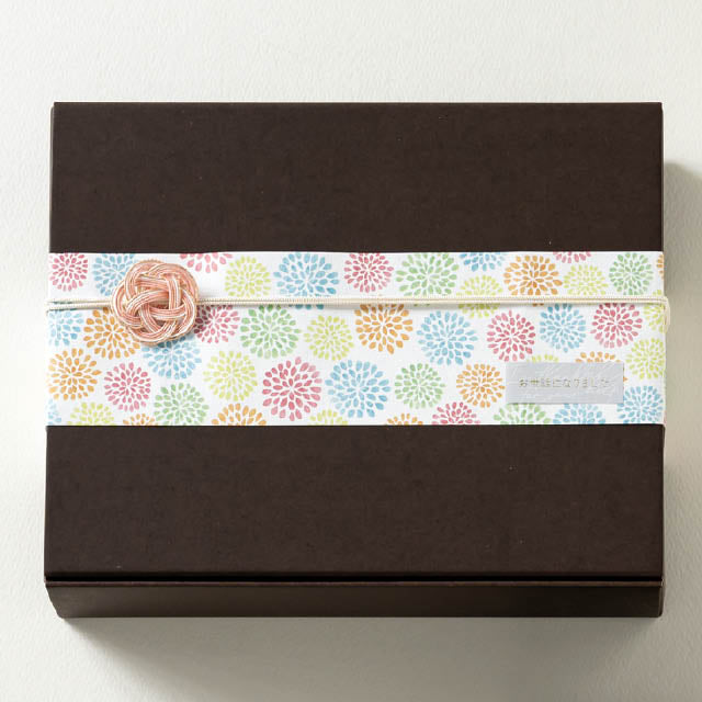 HEADS ume musubi gift wrapping example