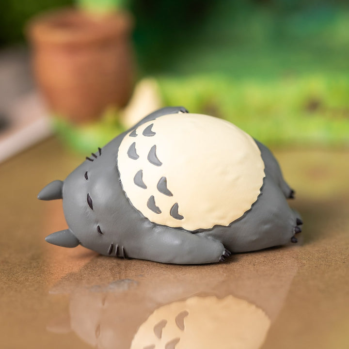 Totoro's Home diorama desk organizer view 4